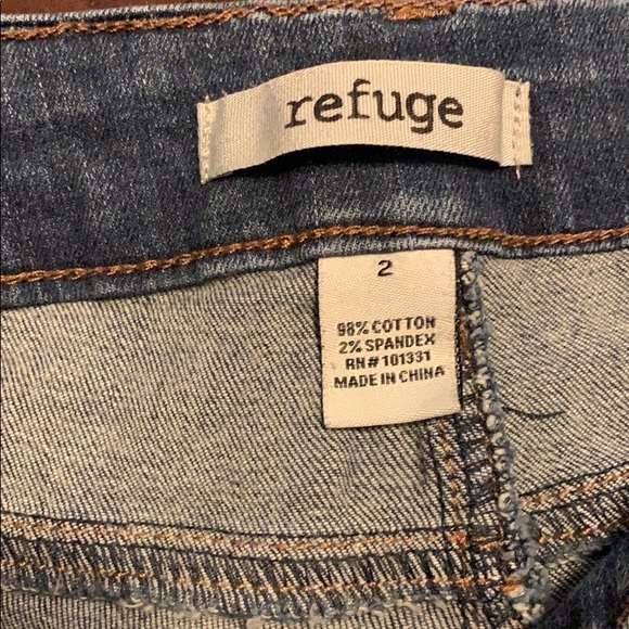 Refuge jeans size 2. - Picture 4 of 4